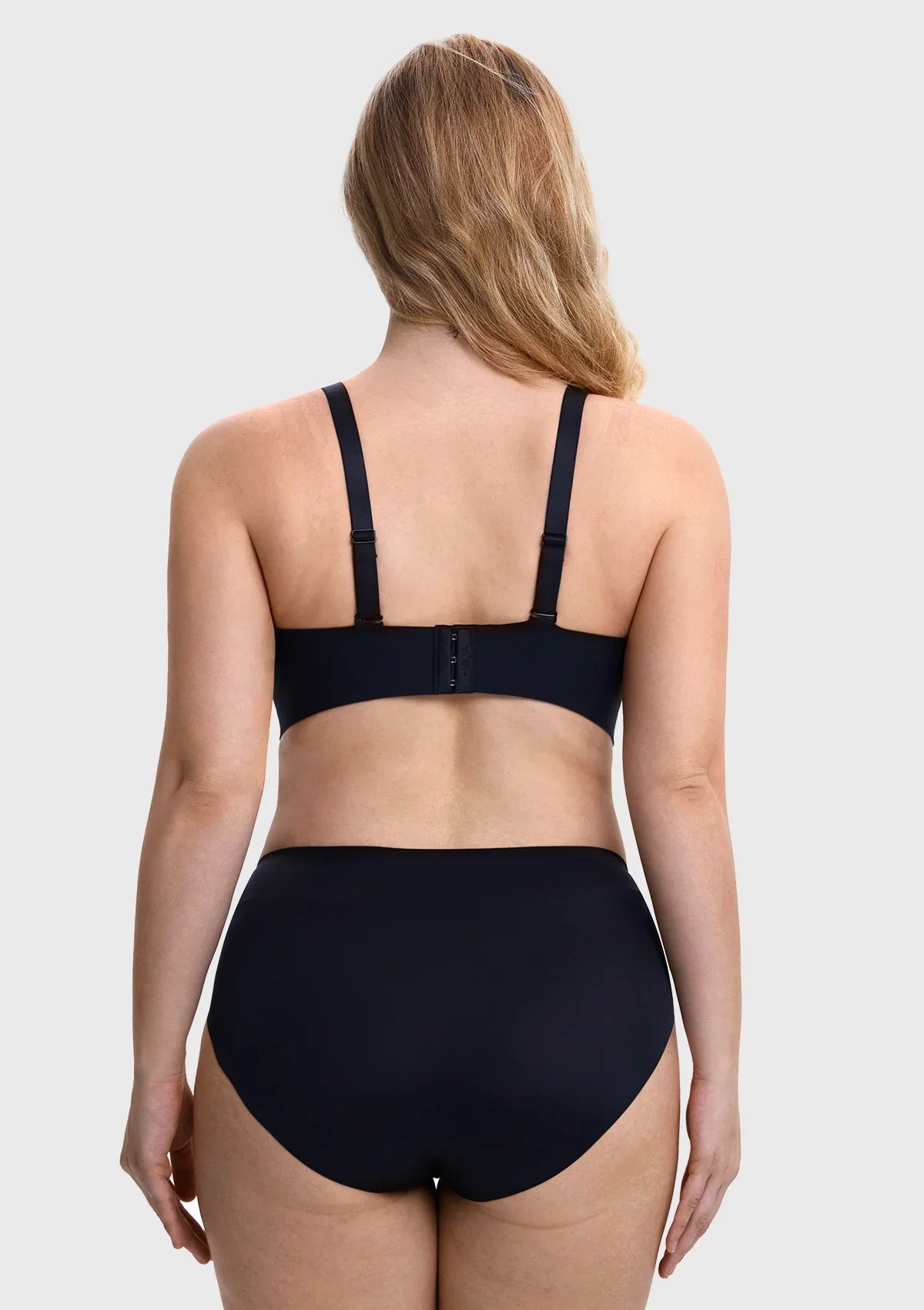 V-Neck Seamless Wireless Push Up Support Multi-way Strap Bra - HSIA