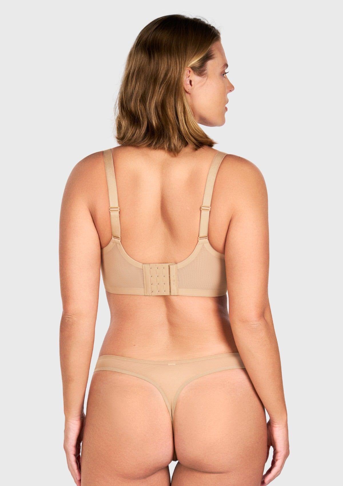 AirMesh Full Coverage Smooth Mesh Lightly Padded Lined Underwire T-Shirt Bra - HSIA