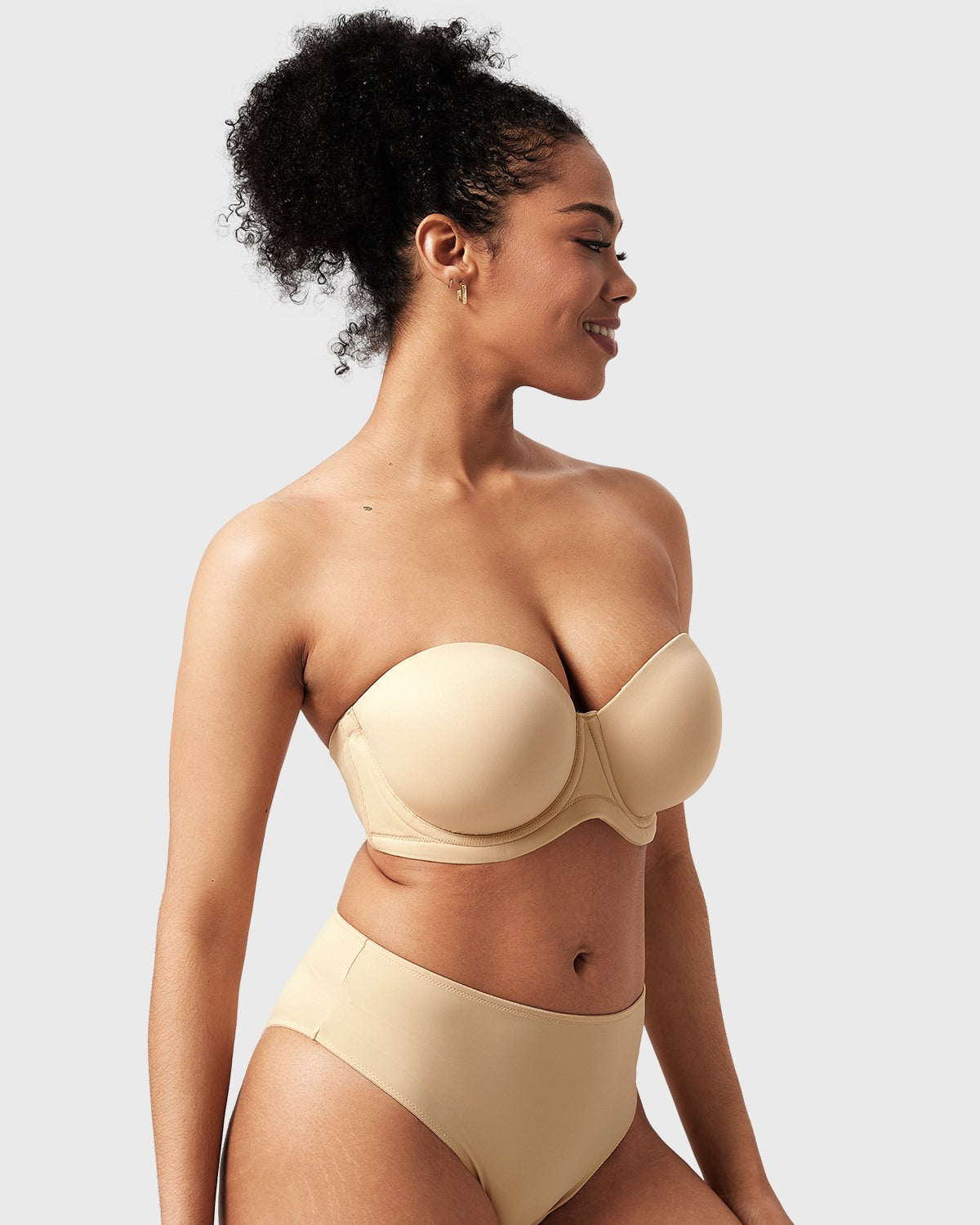 Classic Comfort Multiway Lightly Padded Underwire Strapless Bra - HSIA