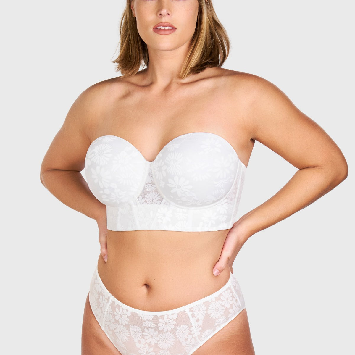 Daisy Smooth Lace Lightly Padded Longline Underwire Strapless Balconette Bra - HSIA