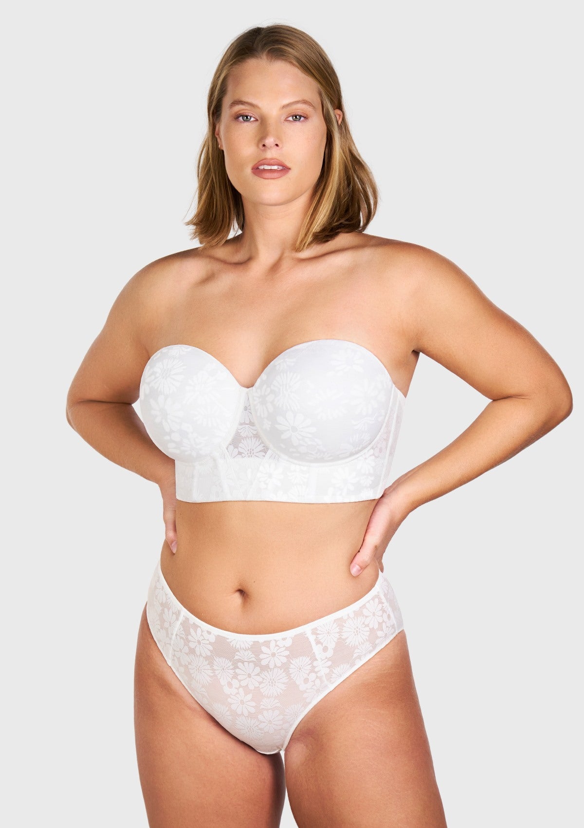 Daisy Smooth Lace Lightly Padded Longline Underwire Strapless Balconette Bra - HSIA