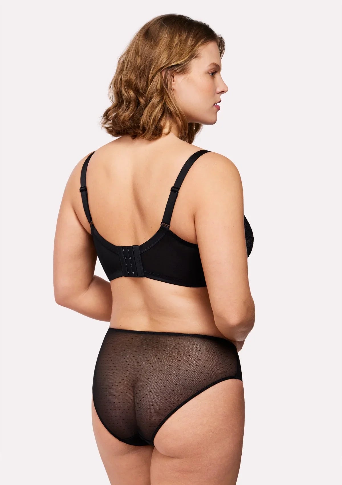 (Cardi B recommends)HSIA Enchante Black Lace Underwire Bra - HSIA