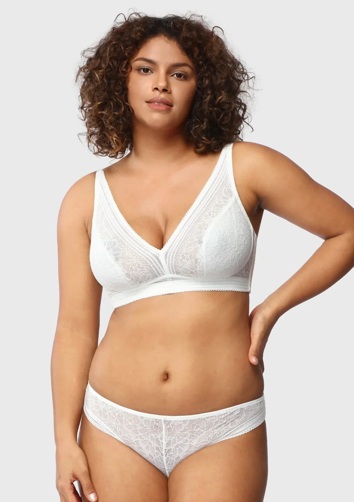 Peony Deep V Lace Wireless Unlined Bralette - HSIA