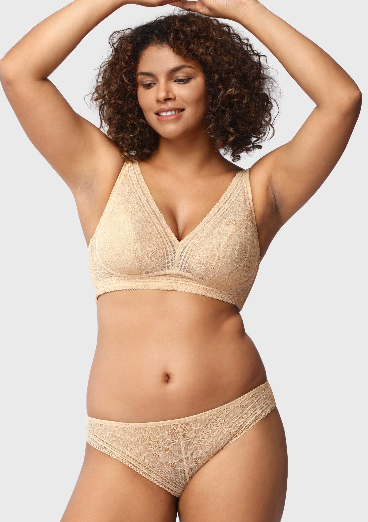 Peony Deep V Lace Wireless Unlined Bralette - HSIA