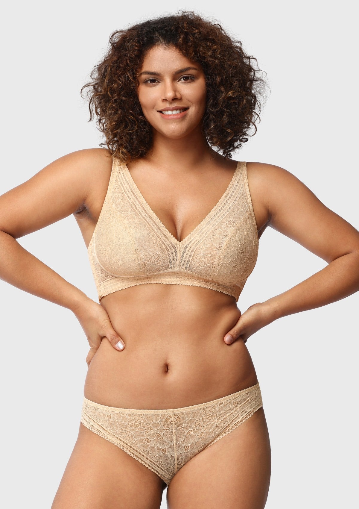 Peony Deep V Lace Wireless Unlined Bralette - HSIA