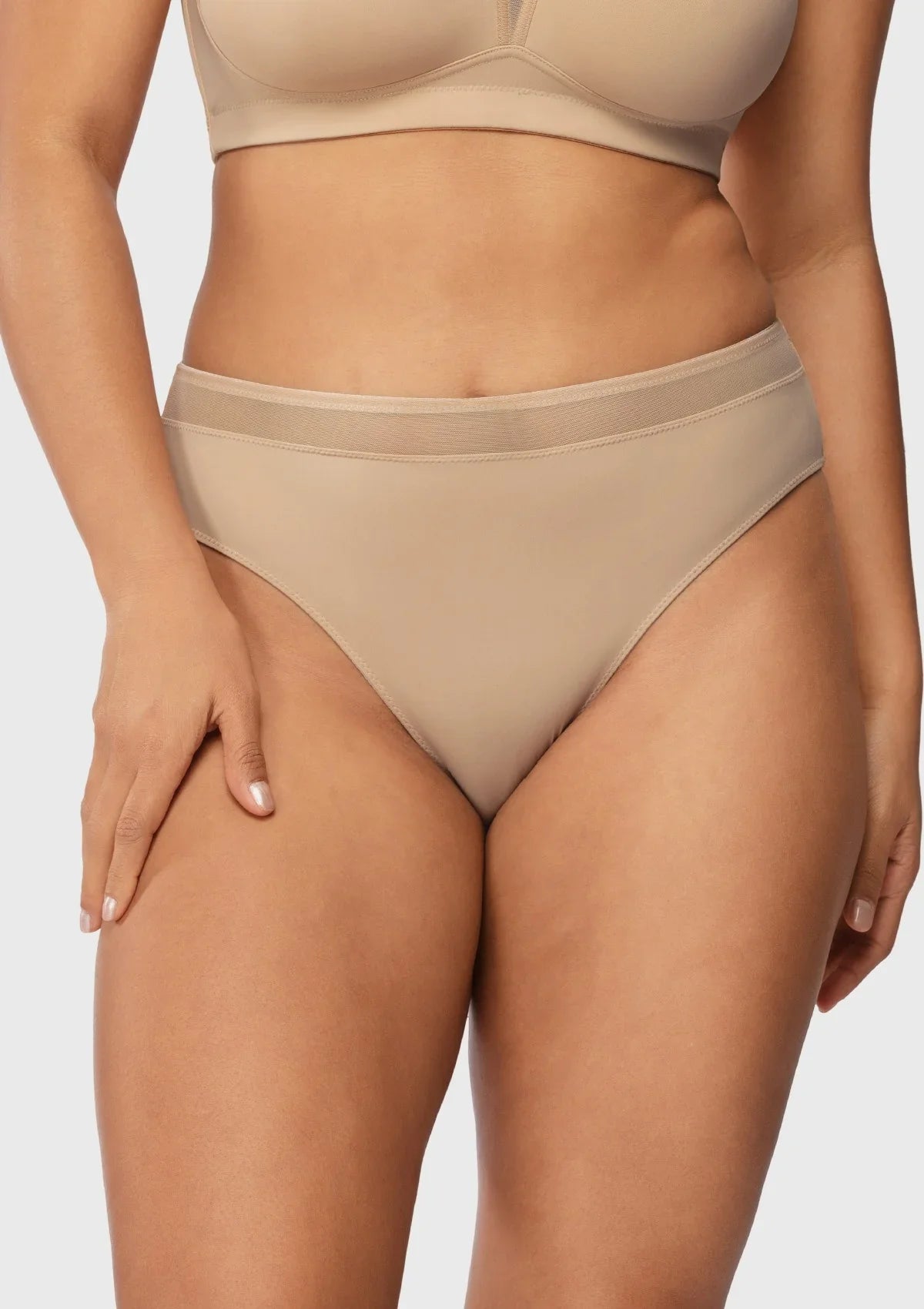 SoftSculpt Smooth Soft Stretch High-Rise Hipster - HSIA