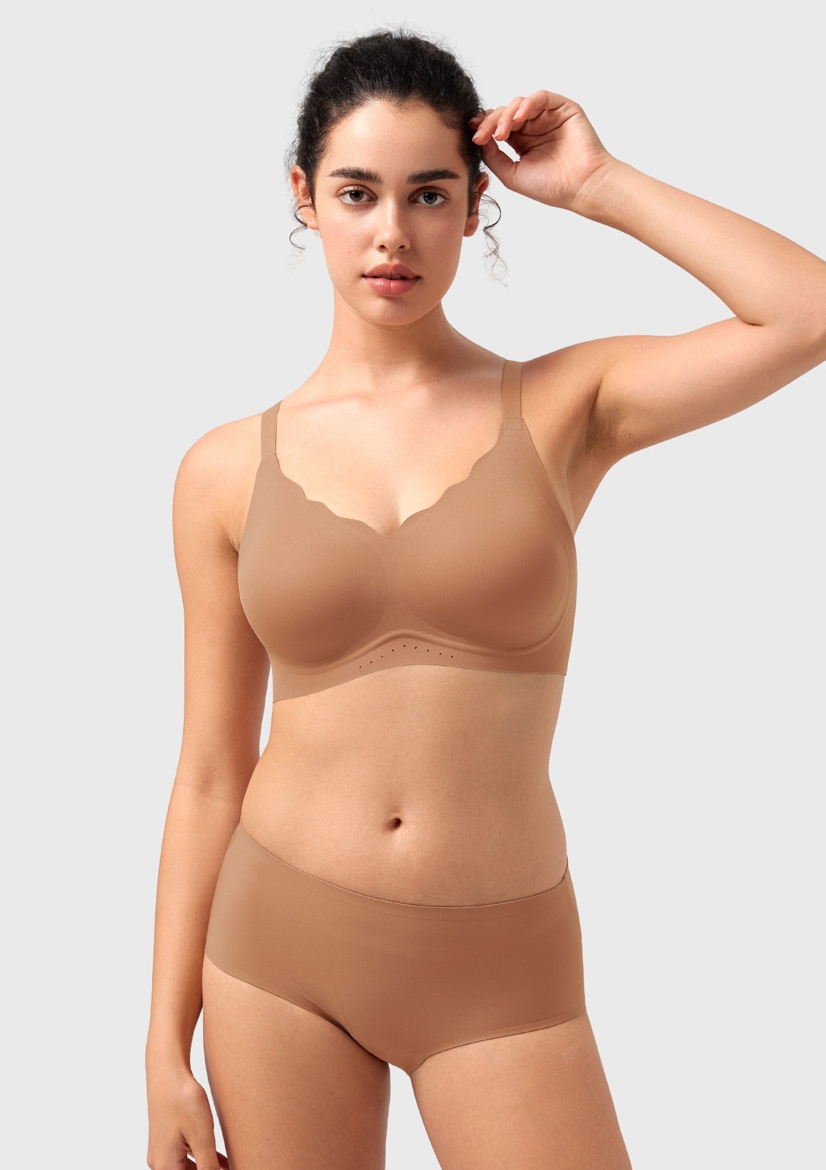 Songful All Day Comfort Petal-shaped V Neckline Wireless Buttery Soft Seamless Full Coverage Wirefree T-shirt Bra - HSIA