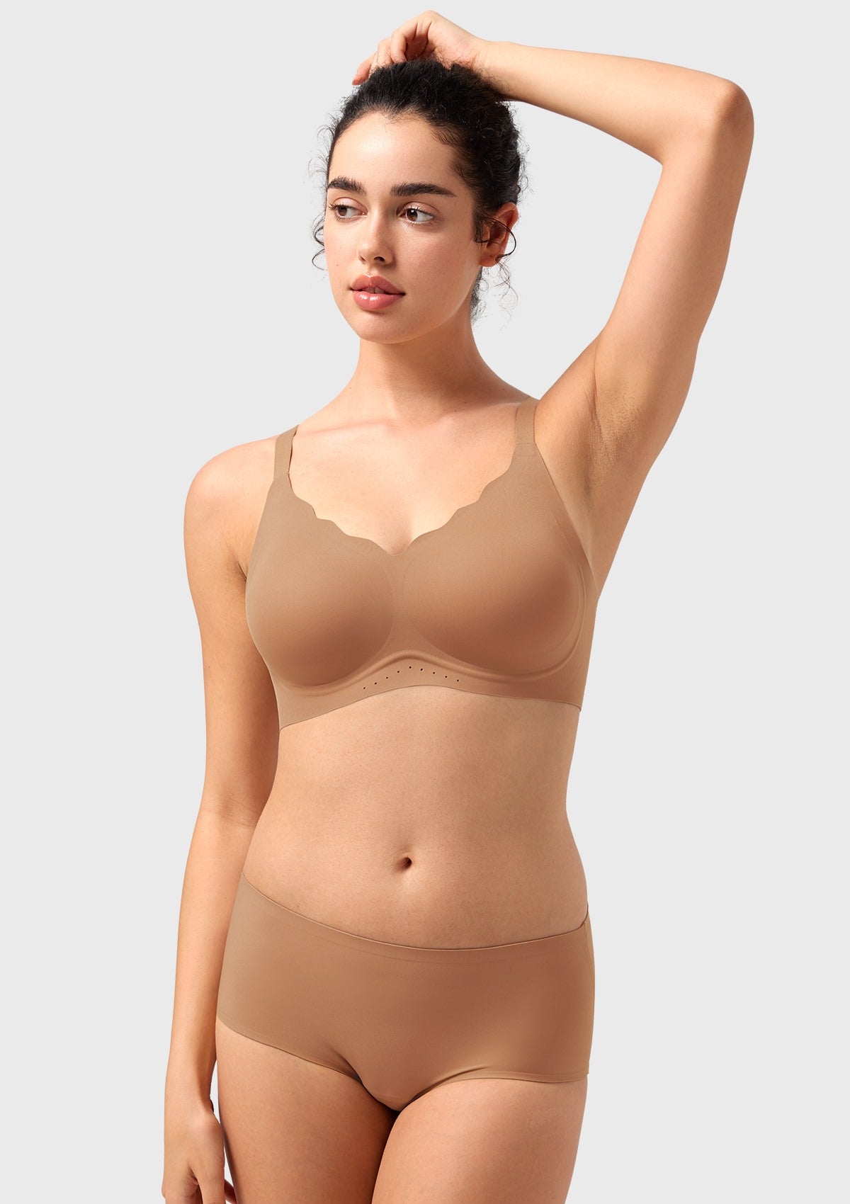 Songful All Day Comfort Petal-shaped V Neckline Wireless Buttery Soft Seamless Full Coverage Wirefree T-shirt Bra - HSIA