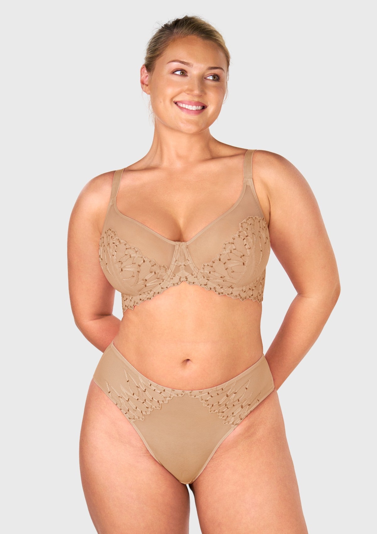 Winter Sonata Embroidered Lace Trim Full Coverage Unlined Underwire Bra - HSIA