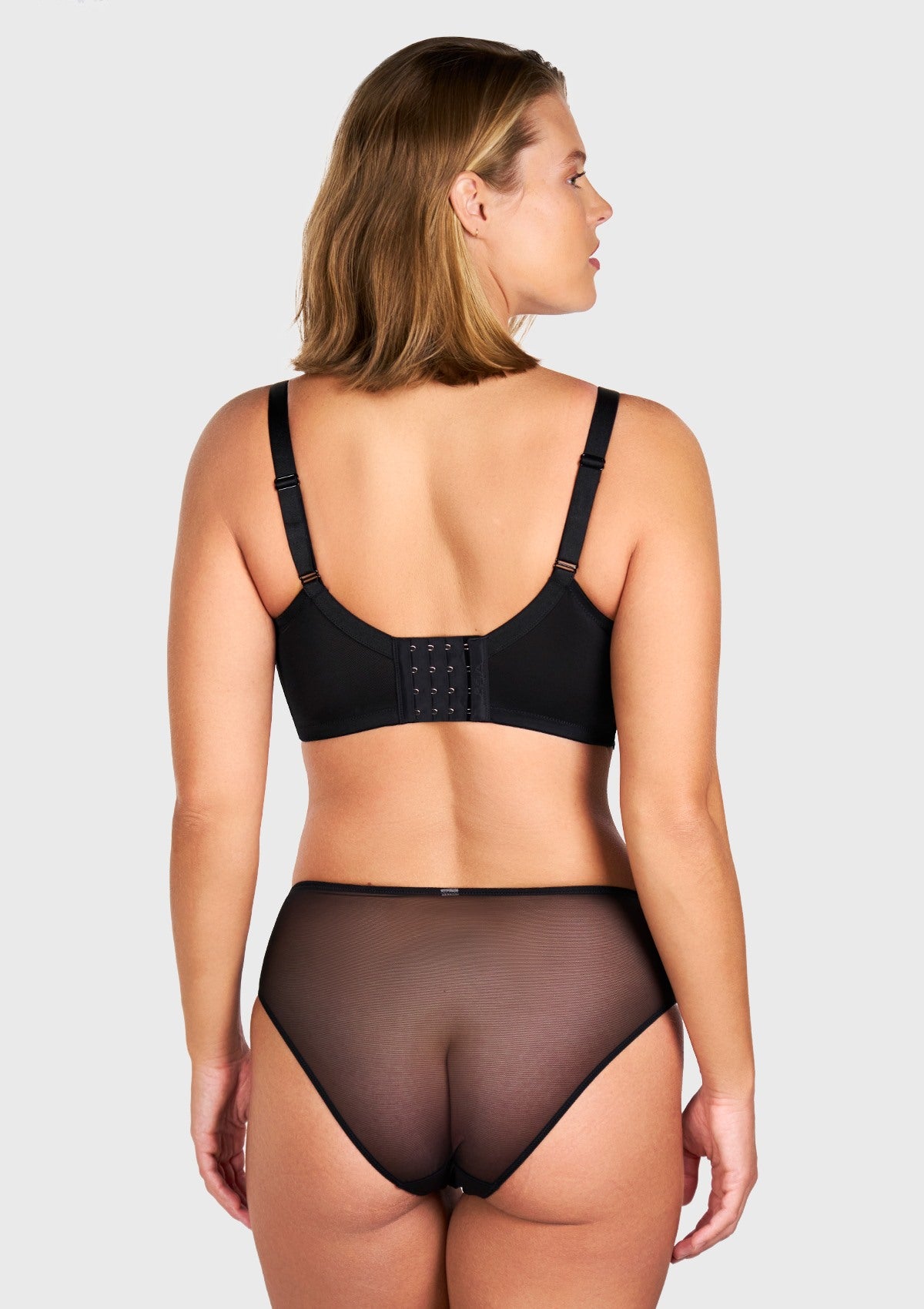 Winter Sonata Embroidered Lace Trim Full Coverage Unlined Underwire Bra - HSIA