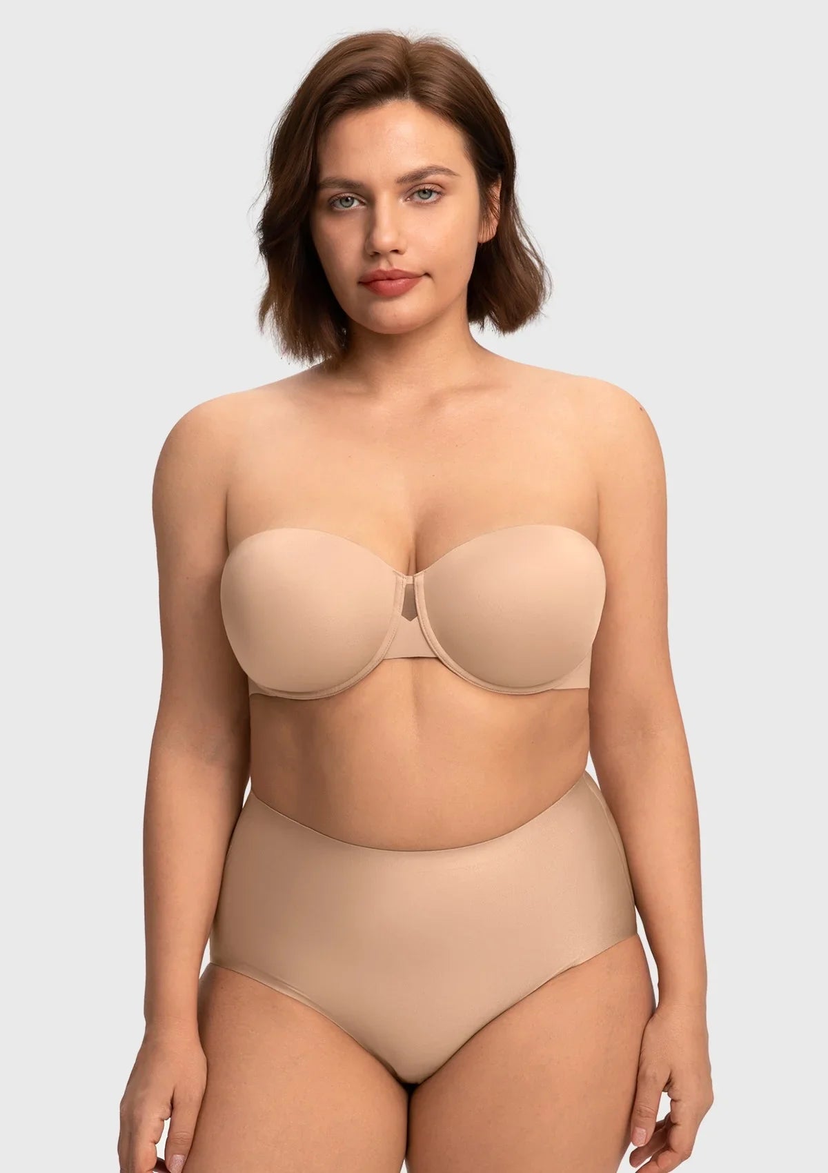 Front view of the almond skin strapless bra, serving as an excellent, seamless choice for large breasts under light-colored clothing.