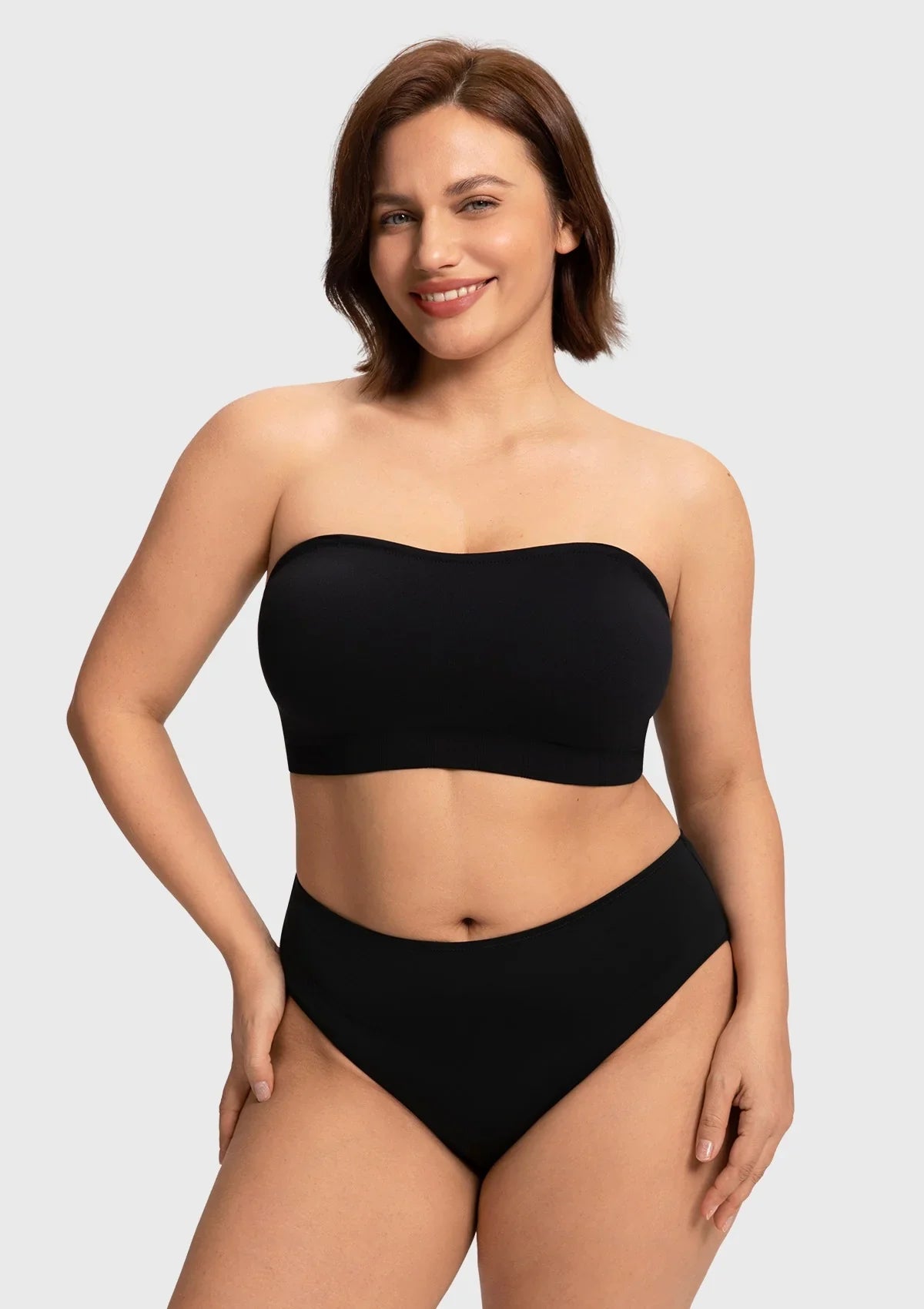 Wireless Plus Size Strapless Bra with Non-Slip Silicone & Moisture-Wicking Cups - HSIA