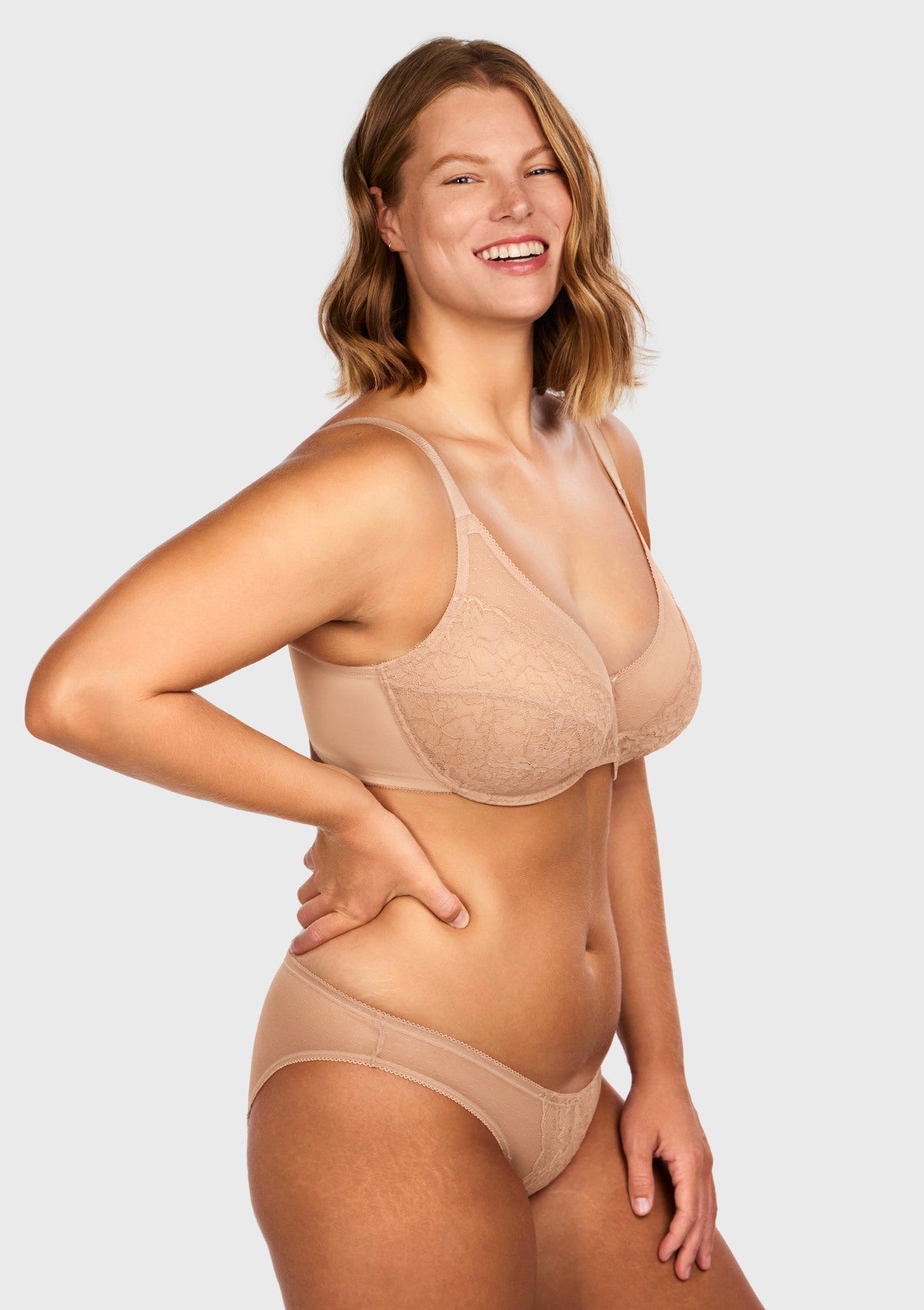 (Cardi B recommends)Enchante White Lace Underwire Bra - HSIA