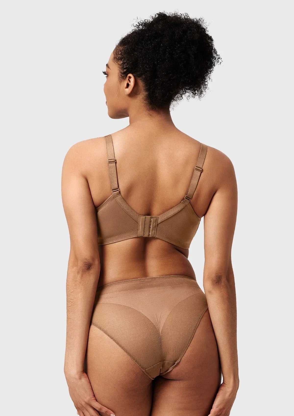 (Cardi B recommends)Enchante White Lace Underwire Bra - HSIA