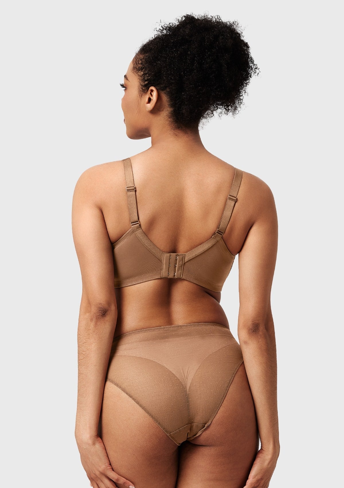 (Cardi B recommends)Enchante White Lace Underwire Bra - HSIA