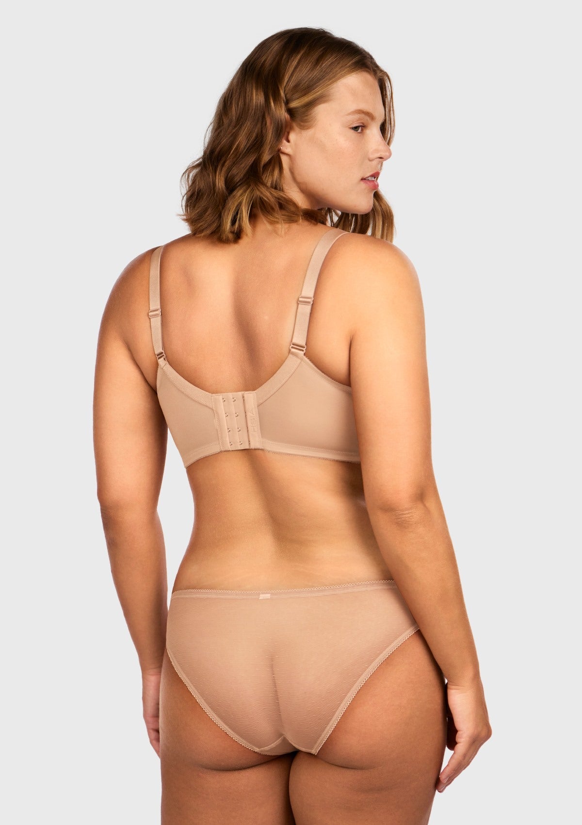 (Cardi B recommends)Enchante White Lace Underwire Bra - HSIA