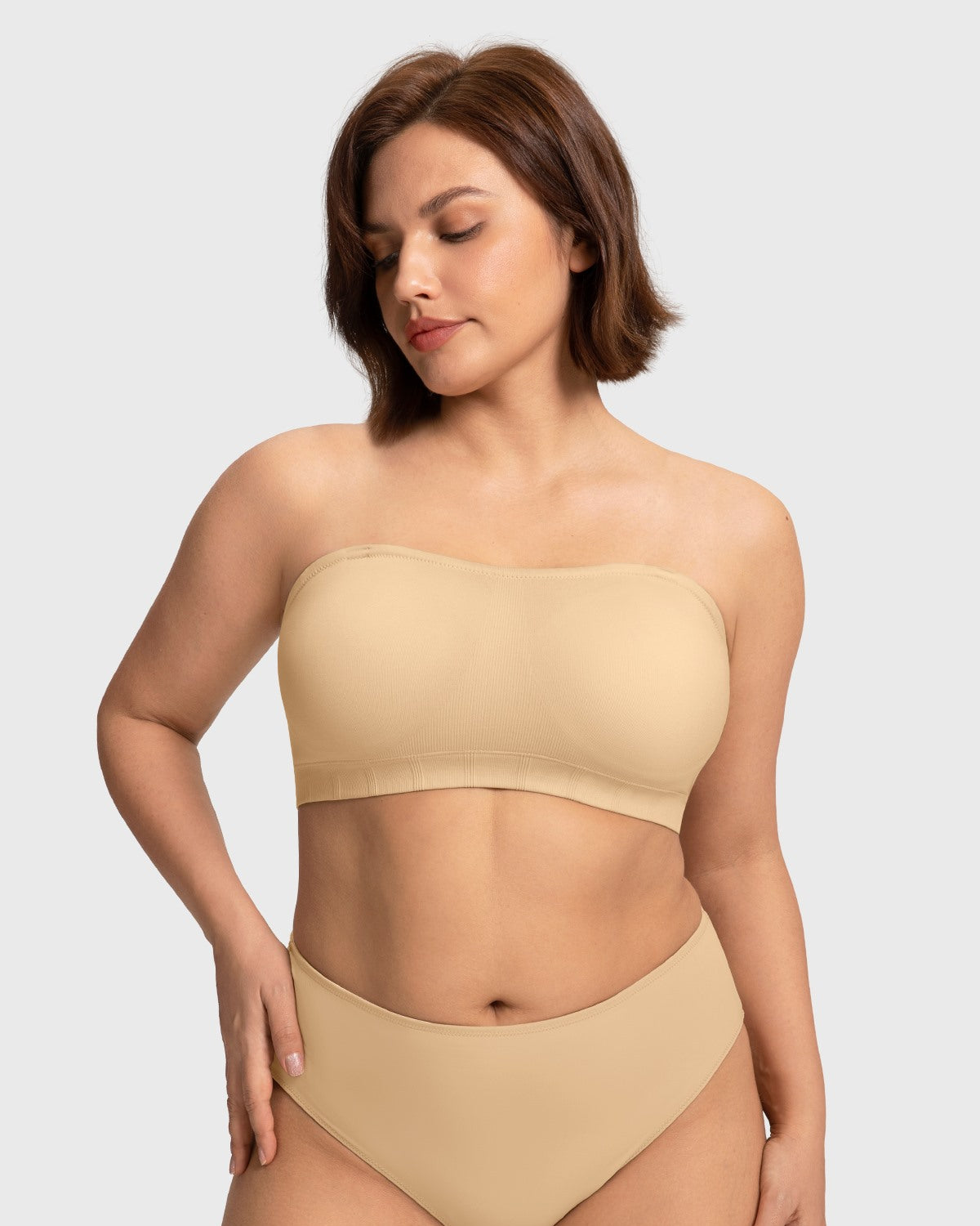 Wireless Plus Size Strapless Bra with Non-Slip Silicone & Moisture-Wicking Cups - HSIA