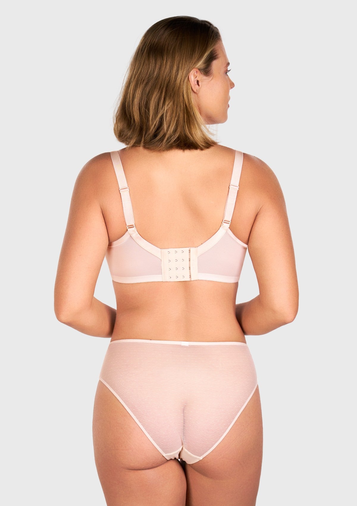 (Cardi B recommends)Enchante Unlined Non-padded Lace Underwire Bra - HSIA