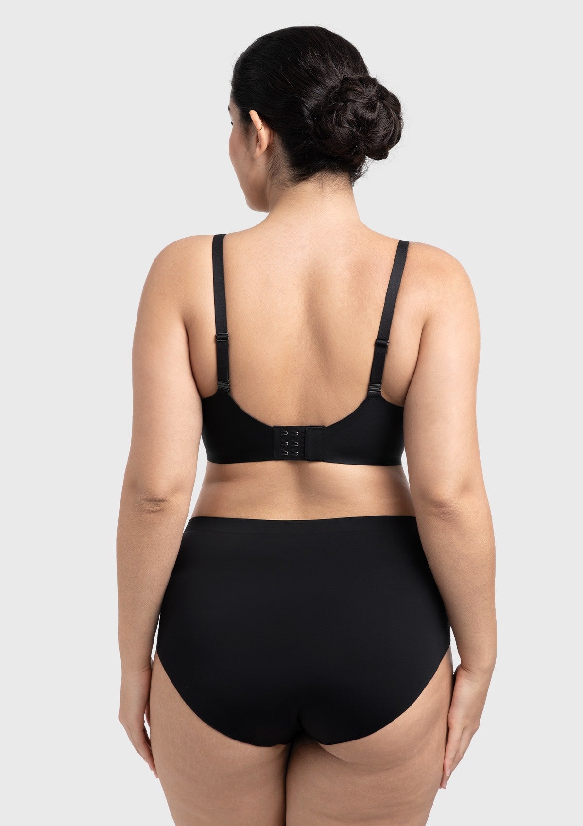 Comfortable Wireless Push Up Plunge Bra with Padded V Lift - HSIA