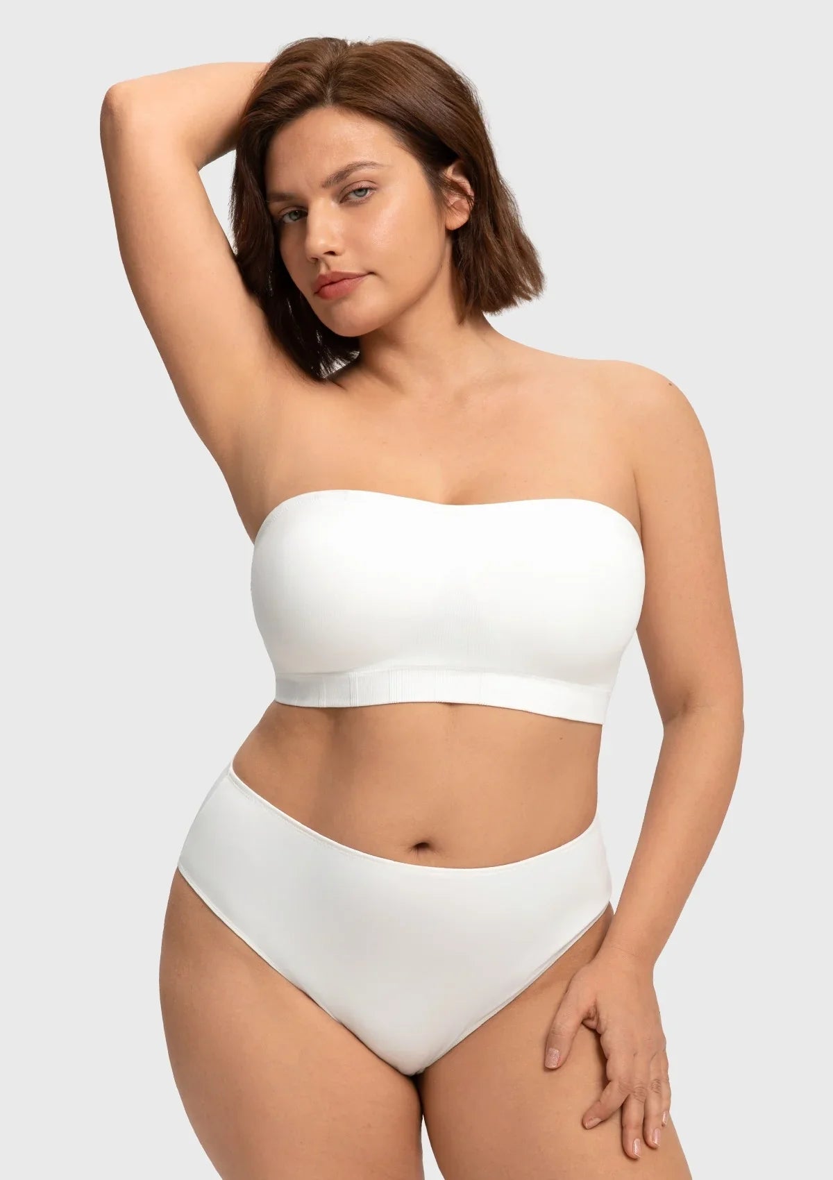 Wireless Plus Size Strapless Bra with Non-Slip Silicone & Moisture-Wicking Cups - HSIA