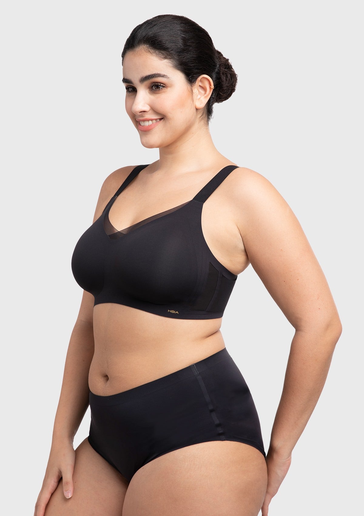 Songful Plus Size Seamless Wireless Supportive Full Coverage Mesh Crossover Bra - HSIA
