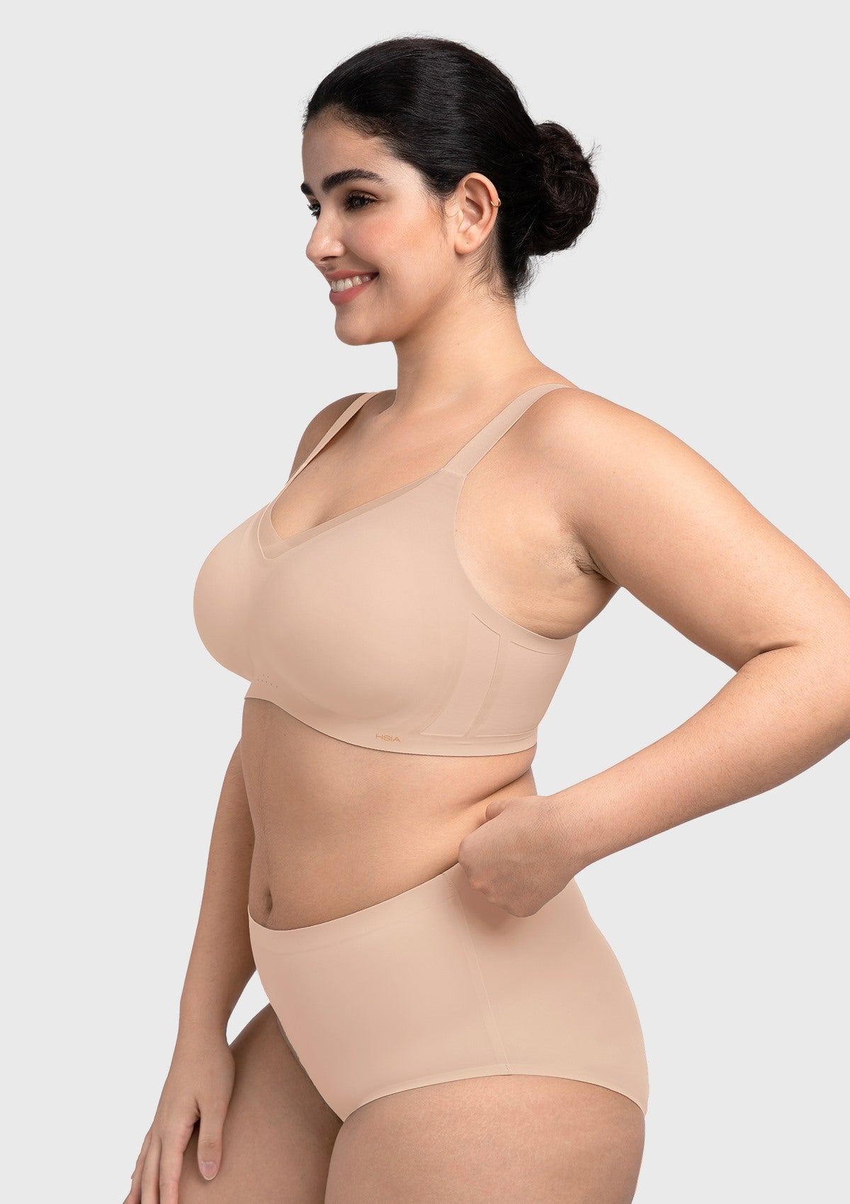 Songful Plus Size Seamless Wireless Supportive Full Coverage Mesh Crossover Bra - HSIA