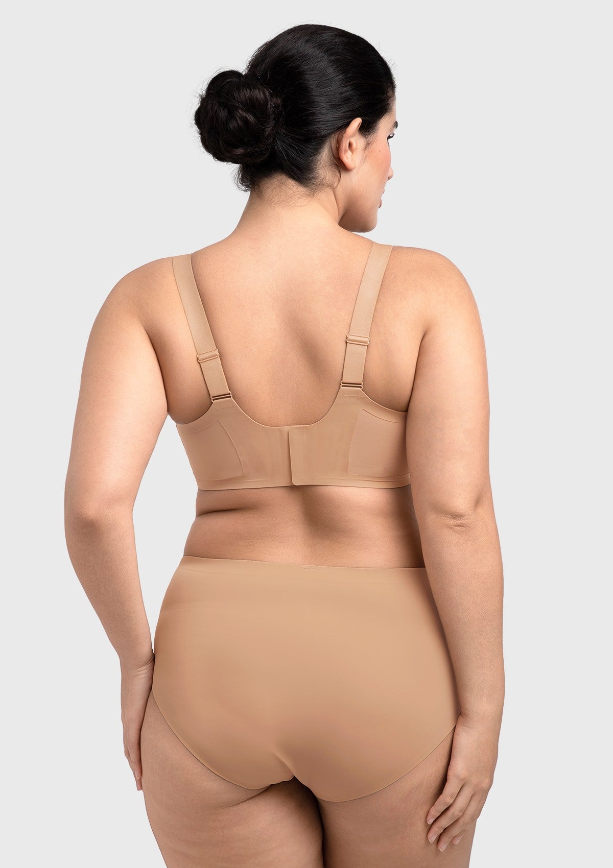 Songful Plus Size Seamless Wireless Supportive Full Coverage Mesh Crossover Bra - HSIA