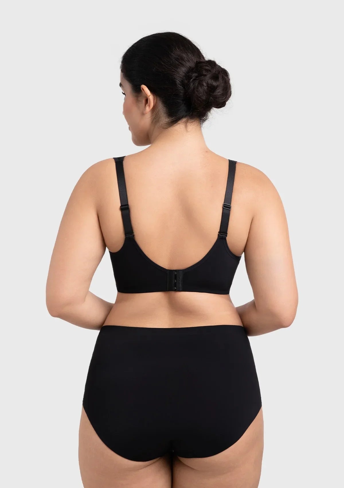HSIA Alina Full Coverage Underwire Bra Plus Size Supportive Unlined Adjustable Strap Comfort Fit T-Shirt Style - HSIA
