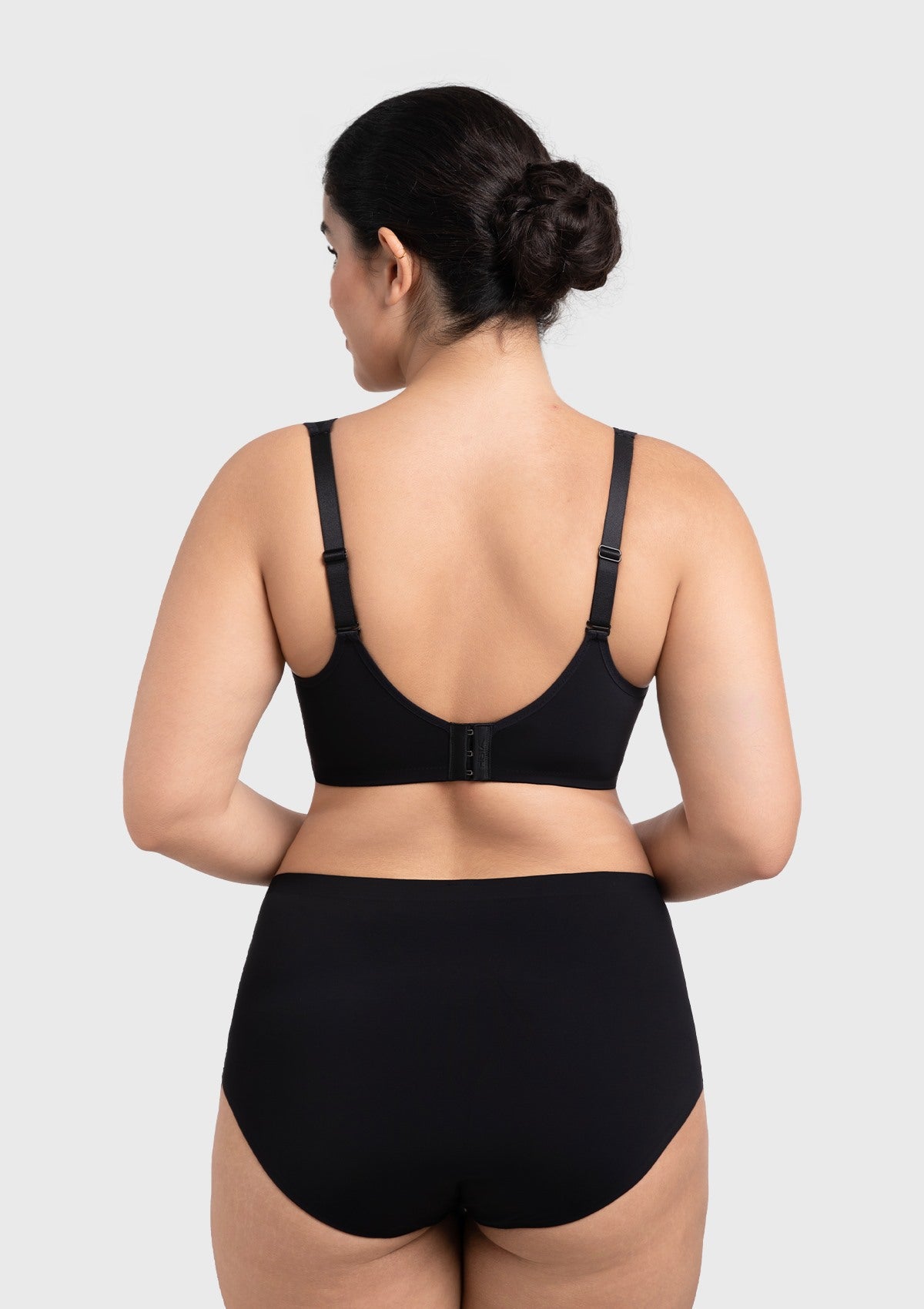 HSIA Alina Full Coverage Underwire Bra Plus Size Supportive Unlined Adjustable Strap Comfort Fit T-Shirt Style - HSIA