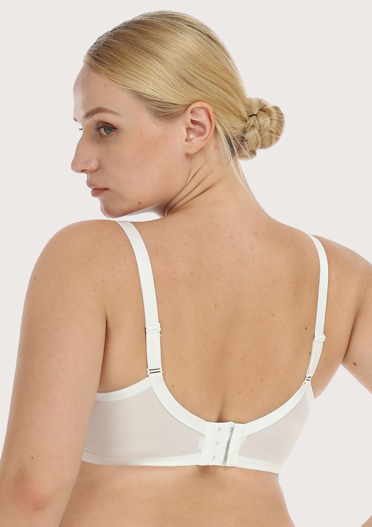 Pretty In Petals Strappy Lace Unlined Bra - HSIA