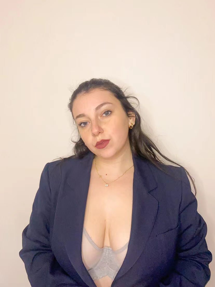 Demi Bra vs Full Coverage Differences and Best Picks HSIA