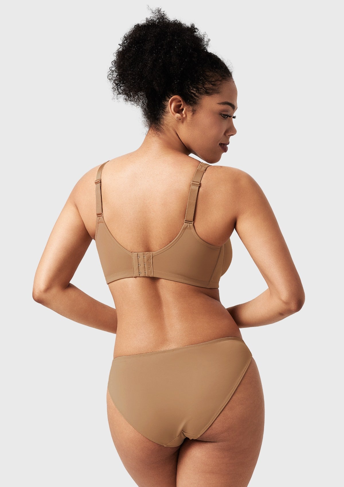 (Cardi B recommends)CoolComfort Smoothing Full Coverage Unlined Underwire Minimizer Bra - HSIA