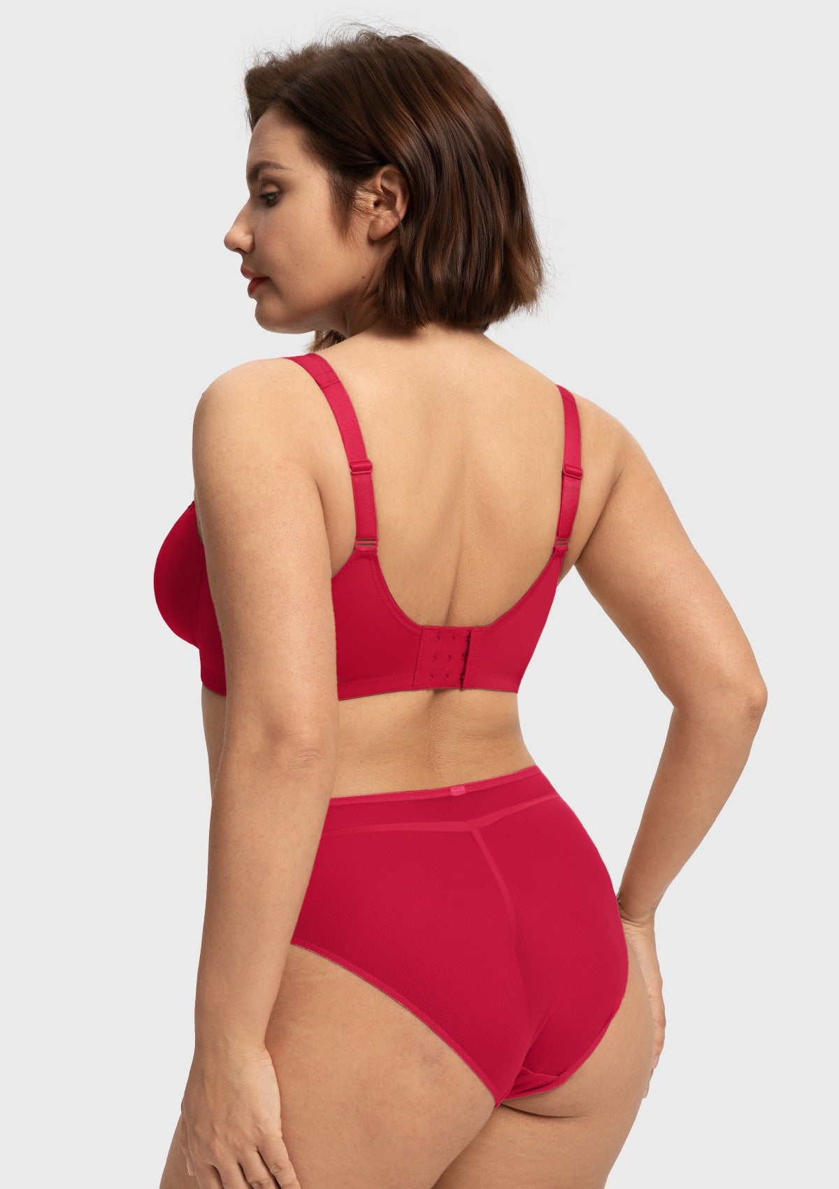Rear view of the red comfortable full coverage bra, detailing the anti-slip, pressure-relief straps designed for commuting and 8-hour wear.